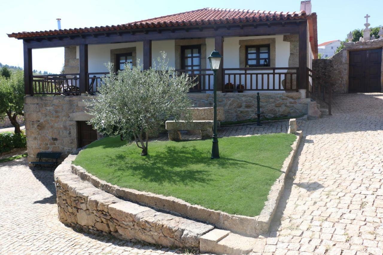 Casa Dona Urraca Hotel Vilarinho da Castanheira Ngoại thất bức ảnh