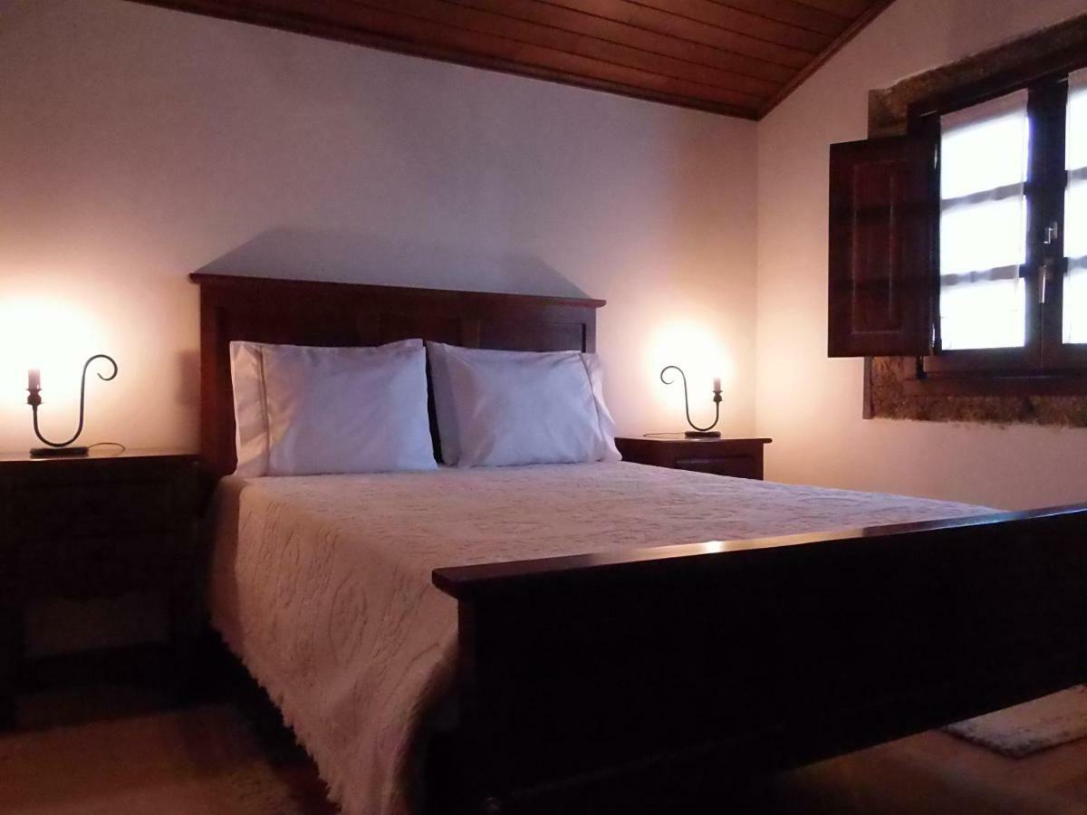 Casa Dona Urraca Hotel Vilarinho da Castanheira Ngoại thất bức ảnh