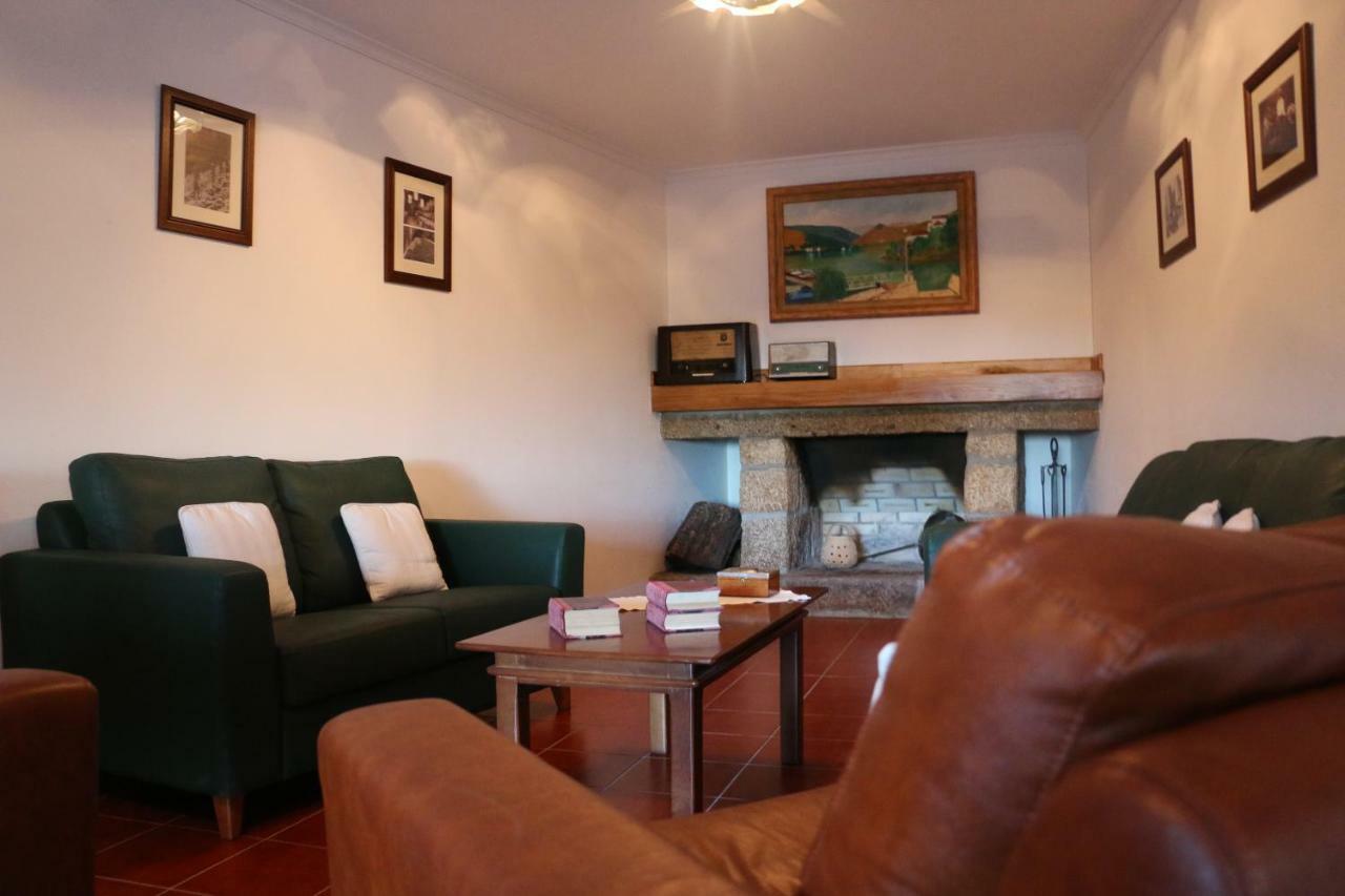 Casa Dona Urraca Hotel Vilarinho da Castanheira Ngoại thất bức ảnh